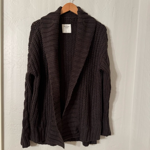 Abercrombie & Fitch Women's Dark Brown Chunky Knit Open Front Cardigan Sweater - Picture 12 of 12